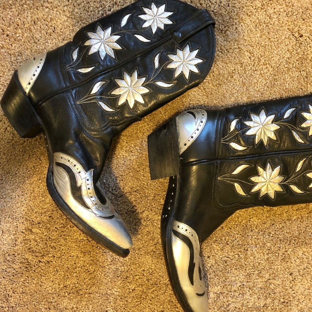 Vintage Cowboy Boots, Unique Silver Leather Design
